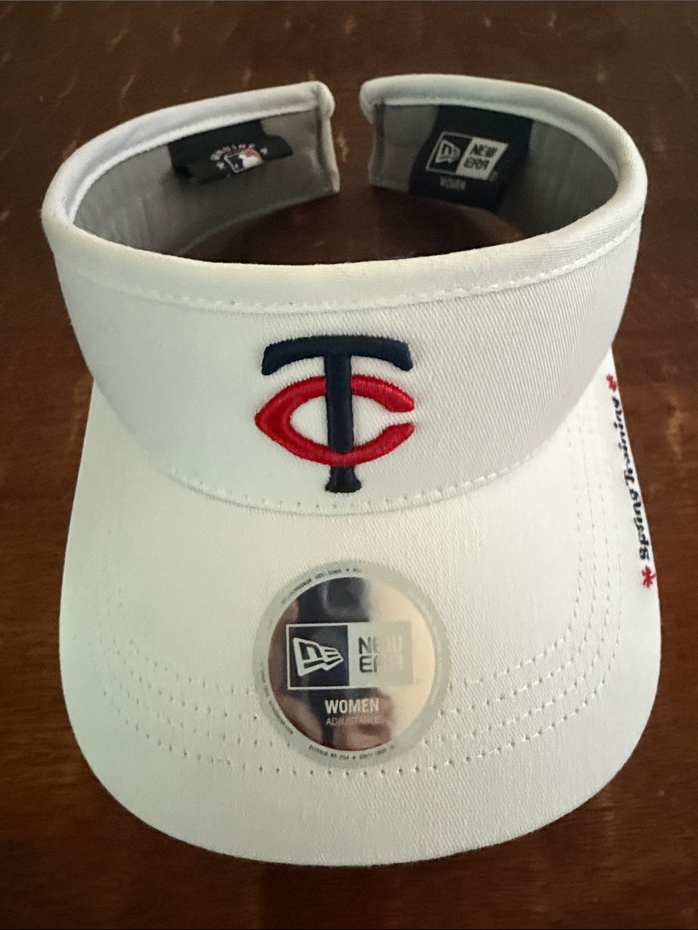 New Era White Minnesota Twins Women's Visor with Navy & Red Logo